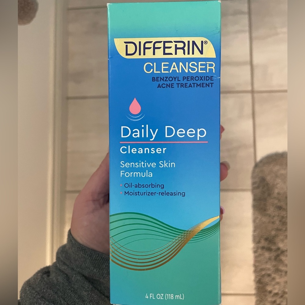 NWT Differin Daily Deep Cleanser